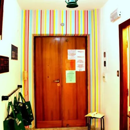 Demode * Rome