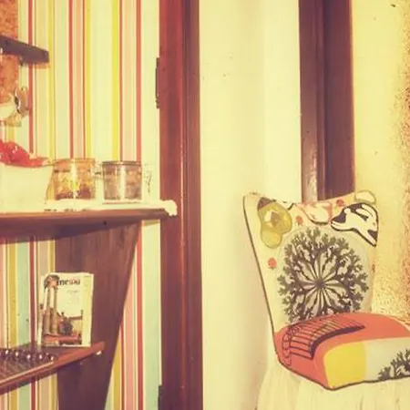 Bed & Breakfast Demode *