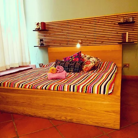 Bed & Breakfast Demode *