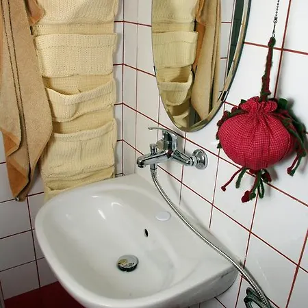 Bed & Breakfast Demode *